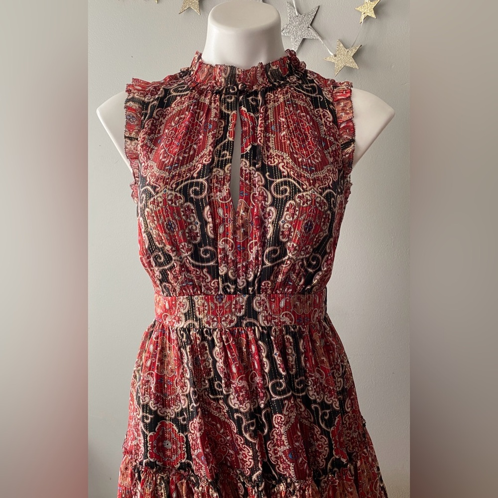 Kate Spade Dress. Metallic Medallion. Size 2. Like New.